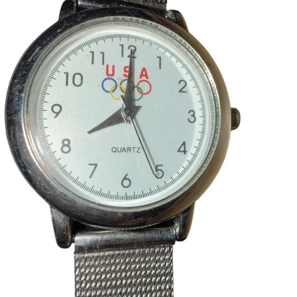 Unbranded USA Olympic Rings Quartz Analog Wristwatch White Dial Silver mesh